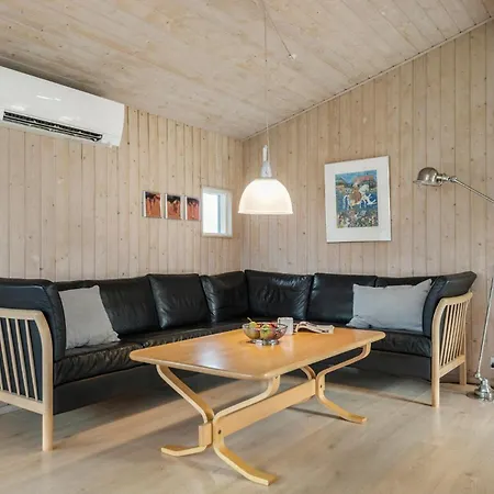 Semesterbostad Beautiful In With Wifi *